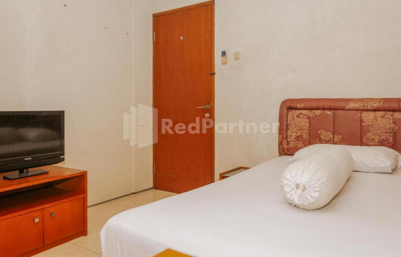 De Lugano Scbd Syariah Mitra Reddoorz Otel Cakarta Dış mekan fotoğraf